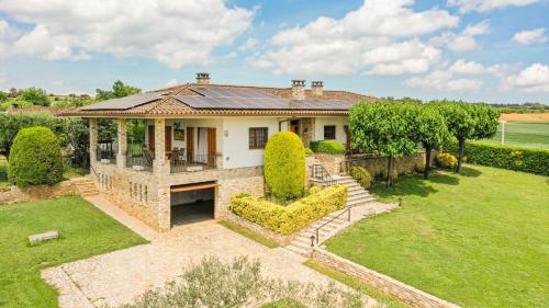 Majordoms Vila gîte à louer Cornellà del Terri