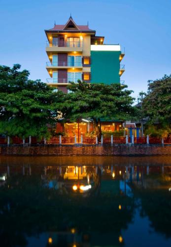 Lamphu Tree House Boutique Hotel