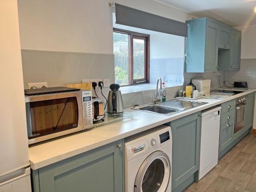 virtuve, Cider Cottage - Uk11861 in North Tamerton