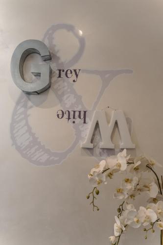 Grey&White B&B - image 27