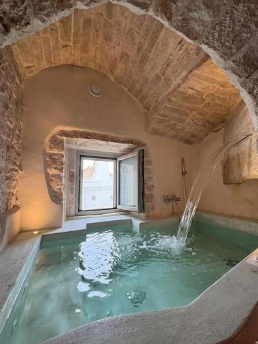 Occhi Di Luna Suite - Luxury Homes