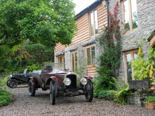 Iekārtas, 2 Bed in Presteigne oc-78095 in Prestena
