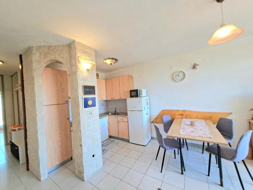 Apartment Gaga Split - sea view, Split (photo 5)