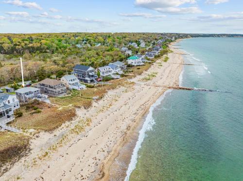 Spacious Cape Cod Waterfront Retreat Steps to Beach in Sandwich (MA)