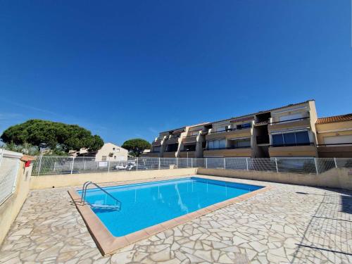 Appartement lumineux, piscine, proche plage et commerces - FR-1-387-168