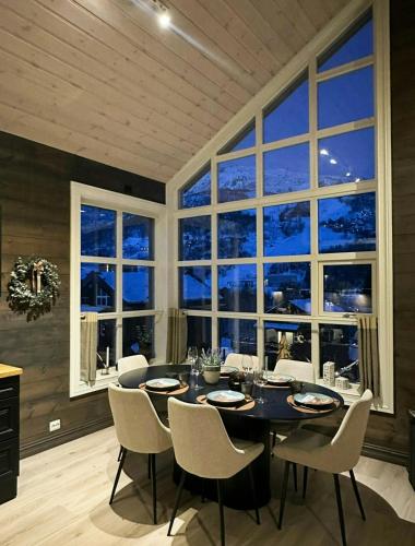Pemandangan luar, Modern Apartment At Strandafjellet Ski Resort in Stranda
