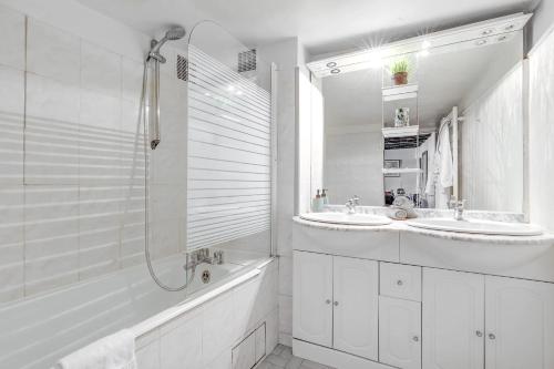 BnBNova - 2BR - Ile Saint-Louis - image 12
