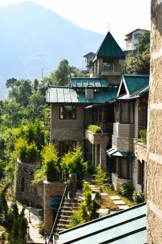 Birds & Oaks - Luxury Boutique Hotel, Ramgarh - Nainital Birds & Oaks - Luxury Boutique Hotel, Ramgarh - Nainital