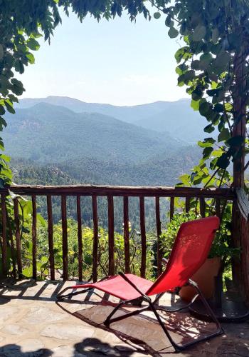 Gîte du Petit Sourel et sa vue panoramique gîte à louer Saint-Roman