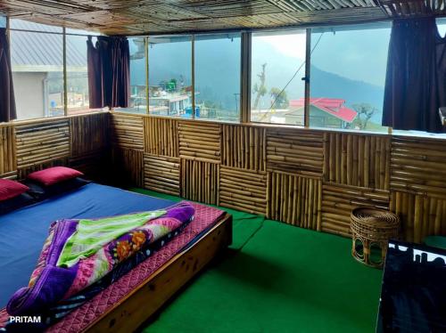 Suvarna homestay in Gorubathan