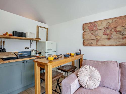 Facilities, 1 Bed in Whitby oc-96247 in Newholm