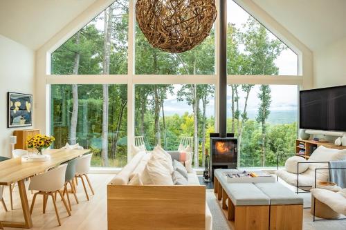 Birch & Buck - Stunning Views near Hudson & Hunter in Cairo (NY)