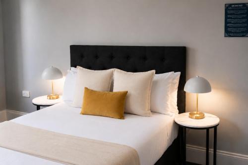 1 double bed
