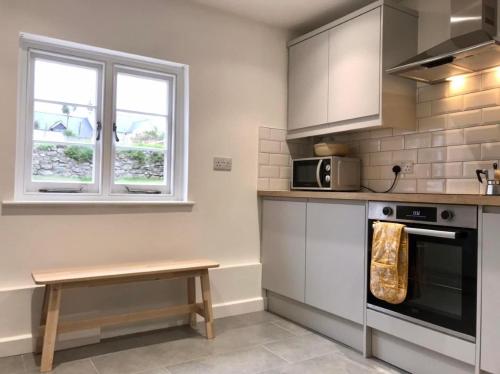 virtuve, Leyland House - Stackpole Cottage in Bosherston