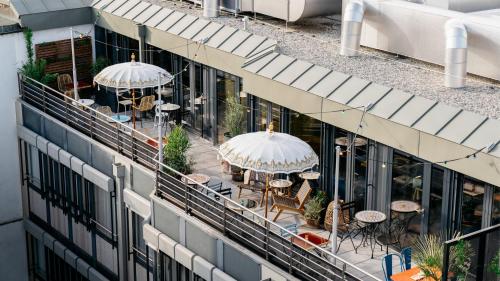 Ruby Claire Hotel Geneva by IHG - image 2
