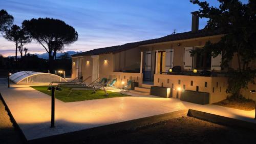 Skats, Villa du Minervois in Trausse