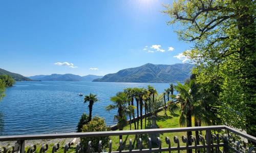 Residence Al Poggio - Relax at Lake Maggiore in 特隆扎諾拉戈馬佐雷