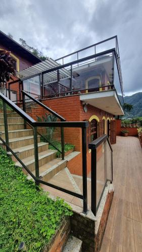 Acomodação Duplex com Flat e Minicozinha - 4 Quartos (Acomodacao Duplex com Flat e Minicozinha - 4 Quartos) in Barreira