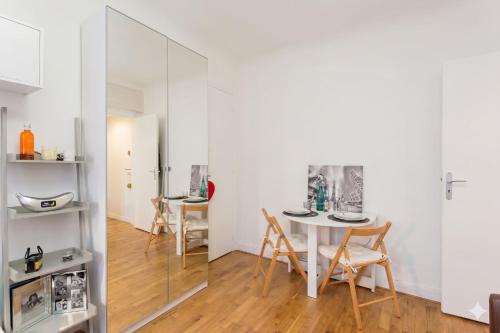 Panoramic Studio with Eiffel Tower View 