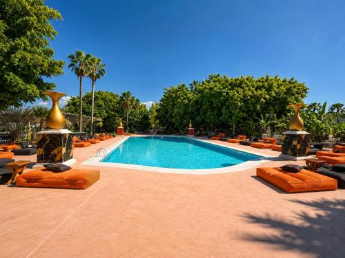 BLACK AMBER BOUTIQUE HOTEL in Lambi