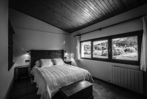 Apartamentos Rurales Els Masos d'en Coll in Fontanillas