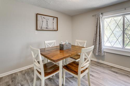 Lake Huron Launchpad! Creekfront Condo for Two in Πορτ Χάρον(Μίσιγκαν)