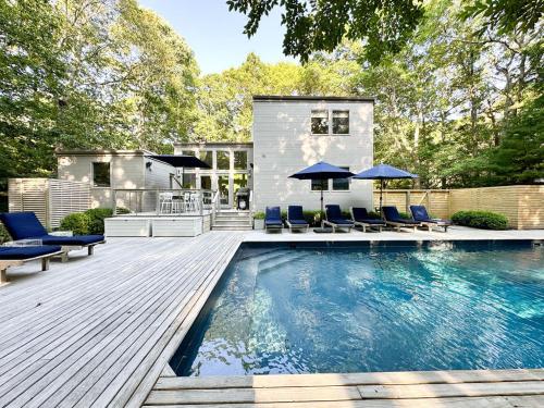 Cape Lane - Stunning Modern Home with Pool in Northwest Harbor (NY)