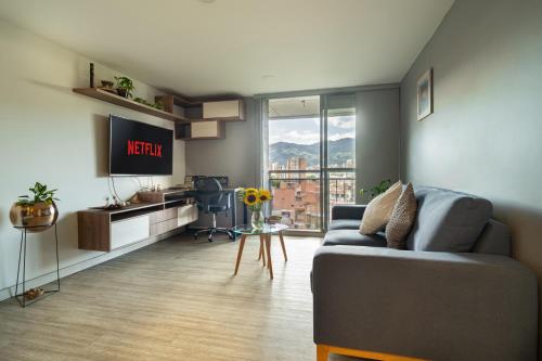 Modern 2BR Apartment AC Parking SPA area