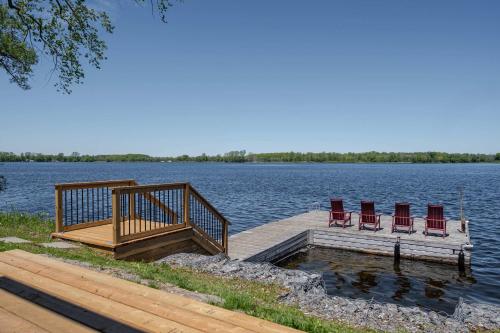 Narrows Nook - Prince Edward County Waterfront ST-2025-0078 in Napanee (ON)