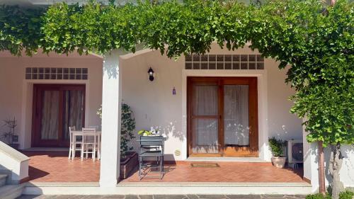 Luciana House