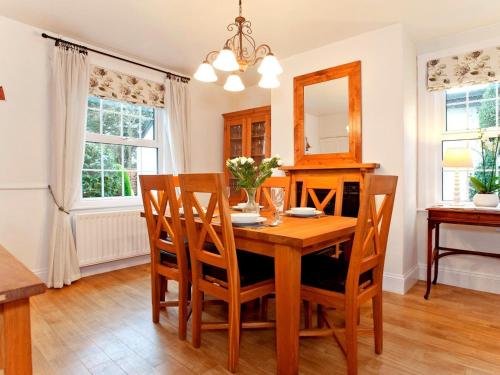 Létesítmények, 3 Bed in Lymington oc-nfl73 in Hordle