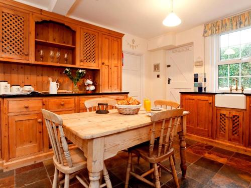 Létesítmények, 3 Bed in Lymington oc-nfl73 in Hordle