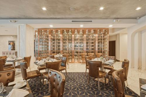 Grand Tuscany Hotel - image 9