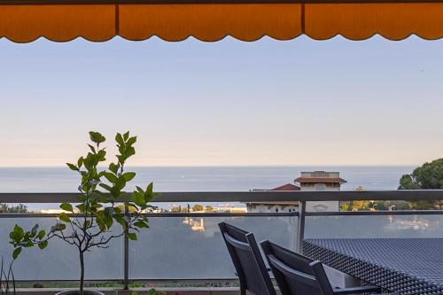 Stunning Sea view 2 bedroom in Nice