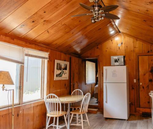 Private Beach Access - Cottage 7 in Sauble Beach (ON)