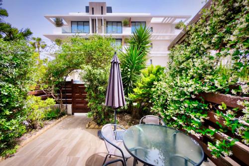 Pirate Harbor Townhouse - Pool - Patio - Walk to Beach 3
