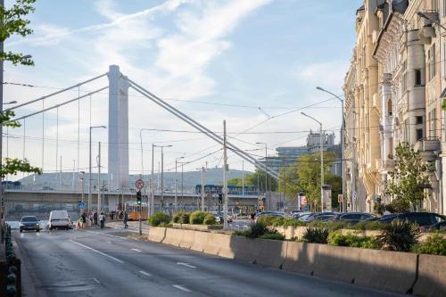 CENTRAL RIVER APARTMENT DANUBE - image 35