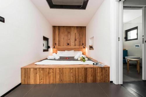 Villa Gordan with Private Pool - Happy Rentals in Dragove