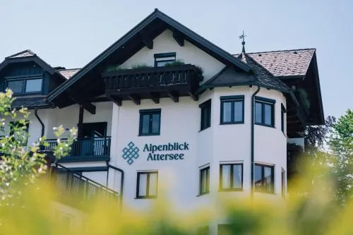 Hotel Alpenblick Attersee Superior in Attersee am Attersee, Österreich