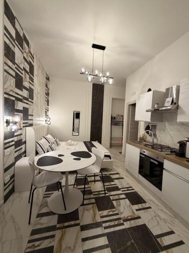 Habitatmodernvenery - Recale