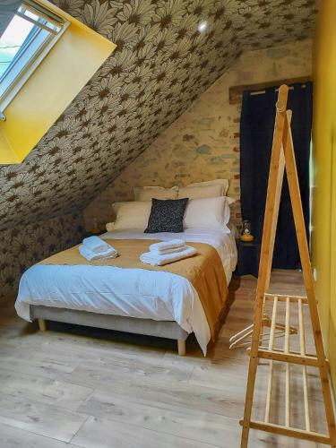 Зовнішній вигляд готелю, Wine Barn With Pool In The Heart Of Layon in Екен