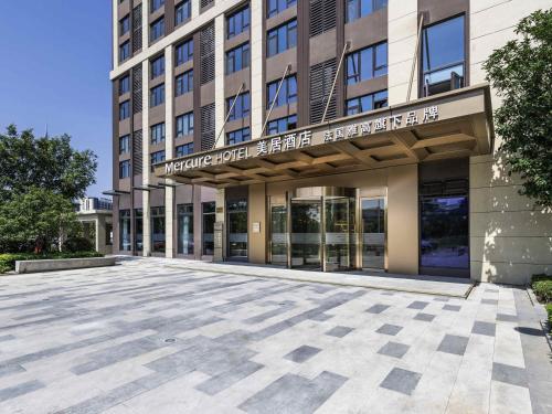 Mercure Shanghai Jiuting – khách sạn tại Song Giang và Thị trấn Đại học