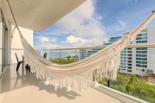 Spectacular Ocean View · Direct Beach Access