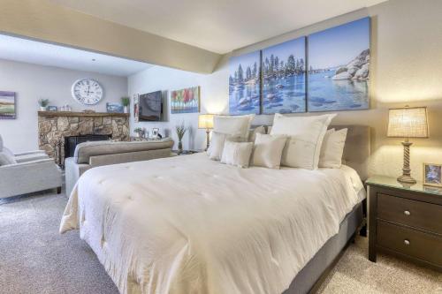 Cozy Tahoe Village Studio Near Heavenly Ski Resort in Kingsbury (NV)