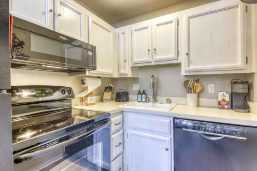 Cozy Tahoe Village Studio Near Heavenly Ski Resort in Kingsbury (NV)