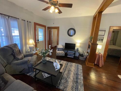 Inviting 3 Bedroom Home