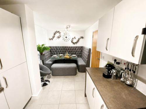 Igloo Magnolia Luxe Townhouse Stay I Free Parking, Leeds (Foto 3)