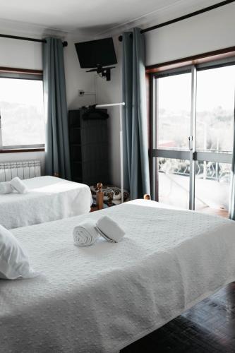 Anoitecer Itinerante AL - Vintage Bedrooms by Lethes Legacy in Ribeira