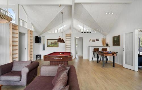 Attractions, Stunning Home In Væggerløse With Sauna in Vaeggerlose