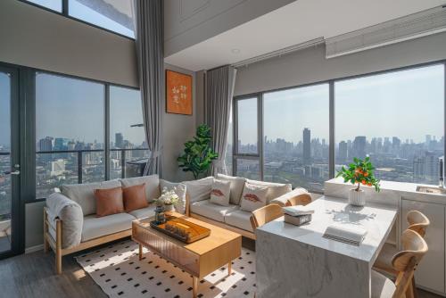 Rama 9 - Private Duplex - Fully Equipped - Sky Pool - Gym - 24Hrs Mart, Bangkok